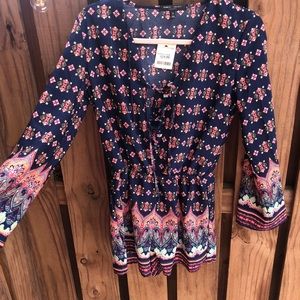 Long sleeve pattern romper